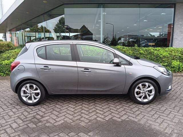 Opel CORSA 1.4 Online Edition, Airco, Navigatie, Carplay, PDC etc. etc. incl. 12 MND BOVAG-GARANTIE