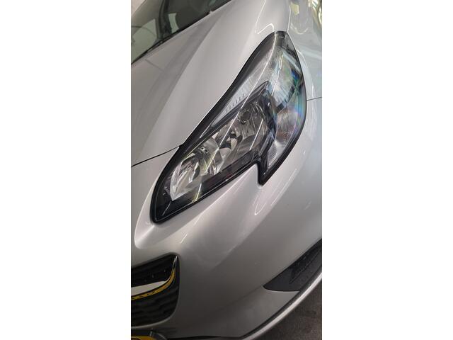 Opel CORSA 1.4 Favourite