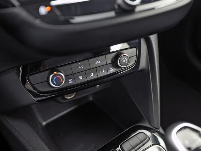 Opel CORSA 1.2 Sport (APPLE CARPLAY, LEDER STUURWIEL, SPORTSTOELEN, ELEK PAKKET, LANE ASSIST, NIEUWSTAAT)