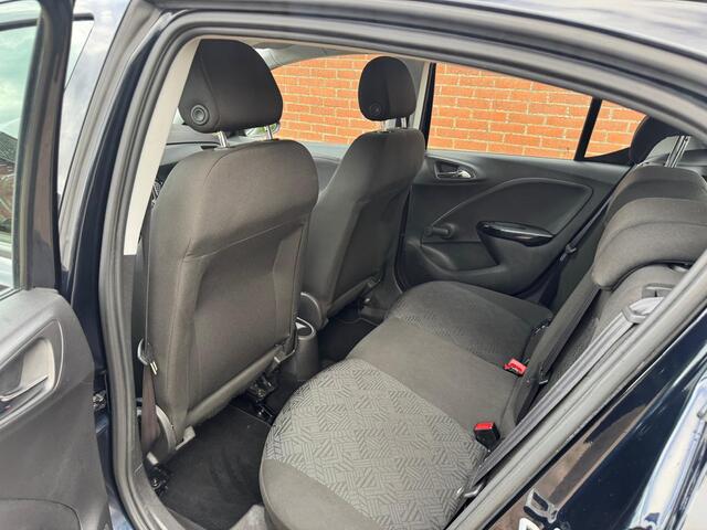 Opel CORSA 1.4 Favourite 5-DEURS NAVI LMV PDC CRUISE DAB+ DEALER ONDERHOUDEN! NAP! 2 SLEUTELS + BOEKJES