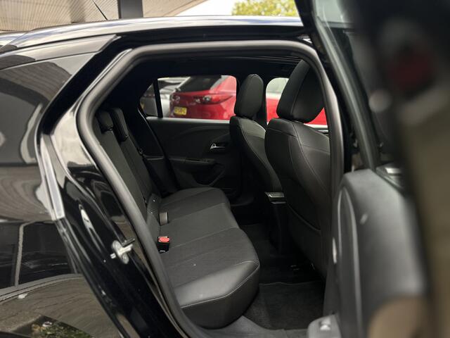 Opel CORSA 1.2 Level 4 Pano / Camera / ECC /Winter pakket.