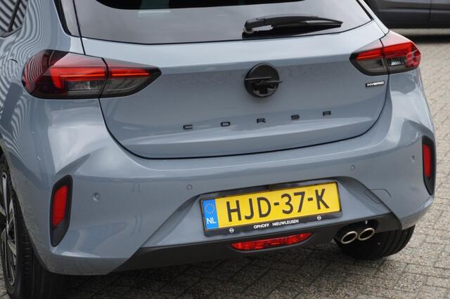 Opel CORSA 1.2 Turbo Hybrid GS / Automaat / Camera + parkeersensoren / Navigatie / Climate Control