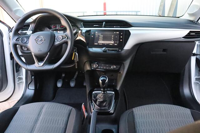 Opel CORSA 1.2 Edition O.a: PDC, Carplay, Airco, Cruise, Nieuwe riem, Rijklaar, Etc. All-in prijs!