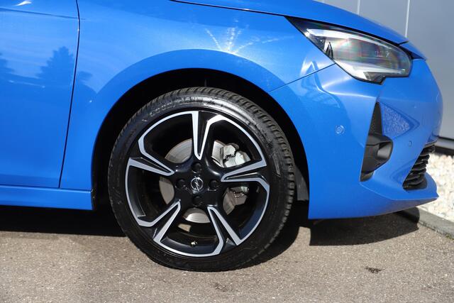 Opel CORSA 1.2 Ultimate 131PK Automaat Half Leder Stoelverwarming Navigatie Achteruitrijcamera LMV Climate Cruise Control