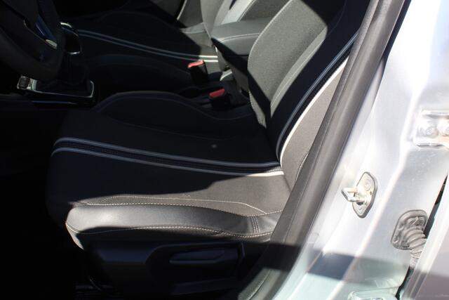 Opel CORSA 1.2-75pk Sport. In nieuwstaat verkerende Opel Corsa ! Autm. airco, cruise control, Apple Carplay/Android auto, Camera, LED verl., side- en lane assist, Stoel- en stuurwiel verwarming, Panoramadak, Parkeersensoren etc.