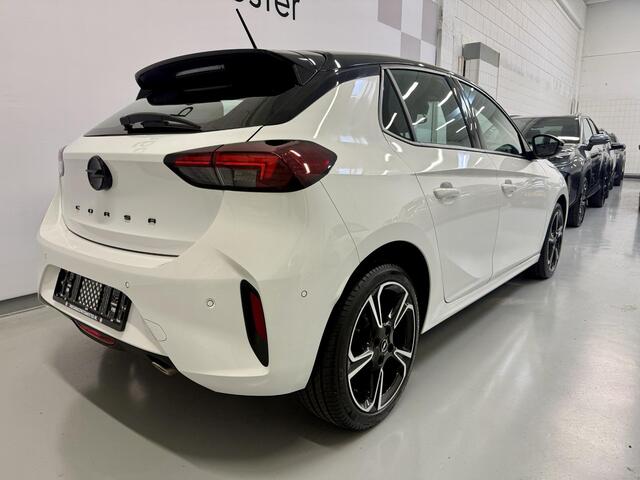 Opel CORSA 1.2 Turbo Pano / Carplay / Camera / PDC / 17'' LMV