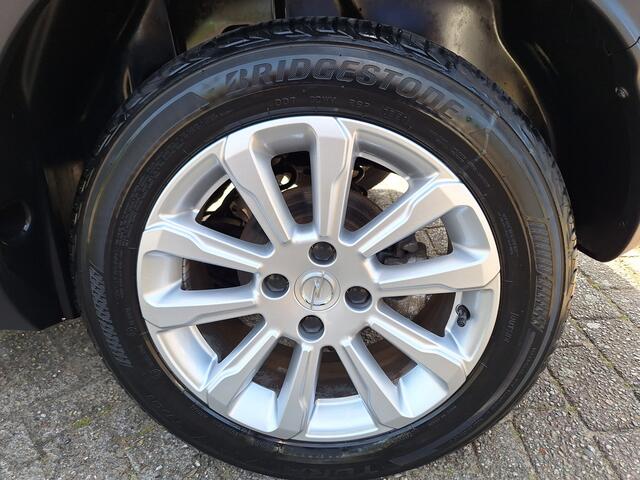Opel Crossland 1.2 Turbo Elegance
