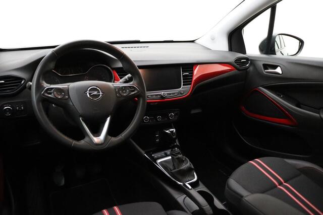 Opel Crossland 1.2 Turbo Level 4 | Navigatie | Climate control | Camera | Keyless | Getint glas | Lichtmetalen velgen black | Dodehoekdetectie