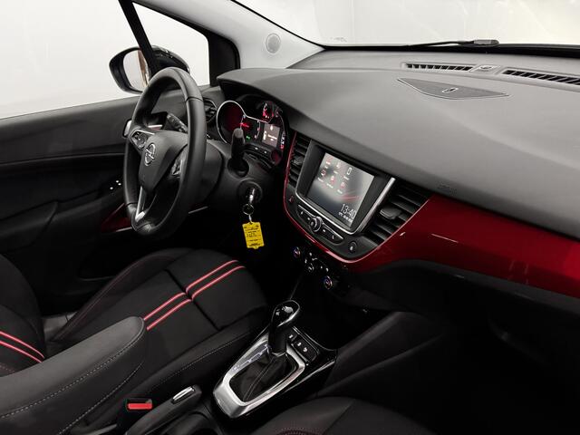 Opel Crossland 1.2 Turbo GS Line Half leder, Clima, Apple carplay, Parkeersensoren, Cruise control, Rijstrook correctie