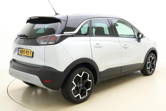 Opel Crossland 1.2 Turbo Level 4 Navigatie | Alcantara bekleding | Camera | Keyless | Lichtmetalen velgen BI-Tone | Zwart dak | DAB Radio | Climate control