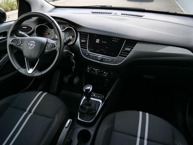 Opel Crossland 1.2 Turbo 110pk Elegance Navigatie / Parkeersensoren / LED / Apple Carplay