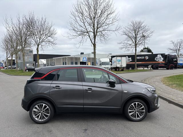Opel Crossland 1.2 Turbo GS Line 6-Bak 111 PK. Gewoon een nieuwe auto !!! Slechts 40.000 KM !!