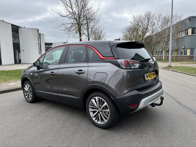 Opel Crossland 1.2 Turbo GS Line 6-Bak 111 PK. Gewoon een nieuwe auto !!! Slechts 40.000 KM !!
