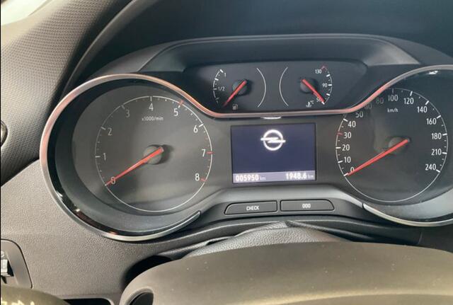 Opel Crossland 1.2 Turbo Elegance Achterbank verschuifbaar/Stoel en stuur verwarming.