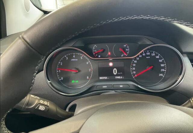 Opel Crossland 1.2 Turbo Elegance Achterbank verschuifbaar/Stoel en stuur verwarming.