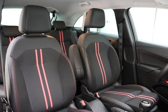 Opel Crossland 1.2 Turbo GS Line 110pk | Navigatie | Trekhaak | Climate Control | Camera | Stoel-Stuur-Voorruitverwarming | Parkeersensoren