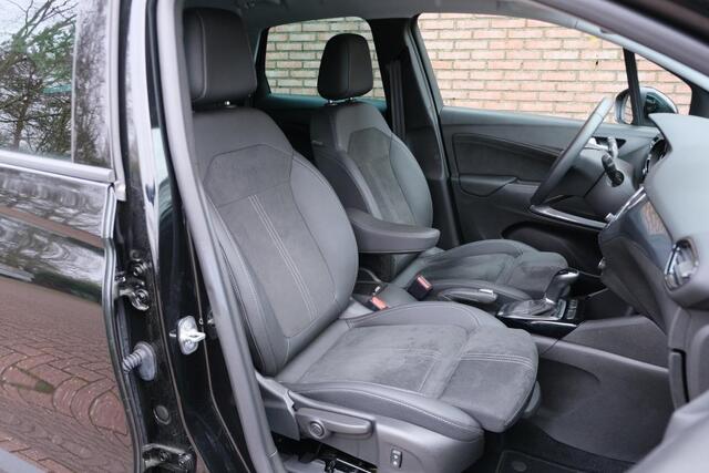 Opel Crossland 1.2 Turbo 130pk Aut. Ultimate | Navi | Climate | Cruise | Head-up Display | Keyless | Winter Pakket
