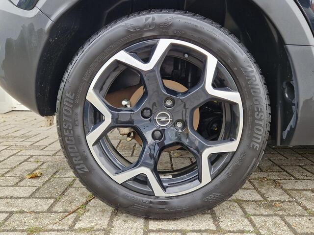 Opel Crossland 1.2 Turbo Ultimate | Navigatie | Climate & Cruise Control | Achteruitrijcamera | Parkeersensoren | LMV |