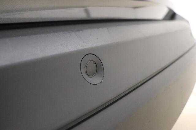 Opel Crossland 1.2 Turbo 130pk Automaat GS | Achteruitrijcamera | Navigatie | Climate control | Cruise control | Parkeersensoren | Lichtmetalen velgen | Getinte ramen | Trekhaak