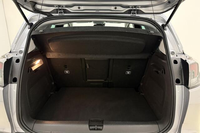 Opel Crossland 1.2 Turbo Elegance 130 PK Automaat | Navigatie | Climate control | Camera | Extra getint glas | Parkeersensoren | DAB Radio | Lichtmetalen velgen | Cruise control