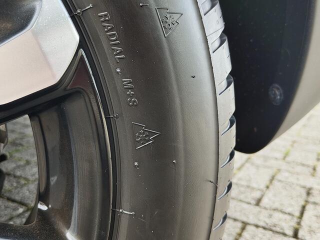 Opel Crossland Elegance 1.2 Turbo 130pk EAT6 | PANODAK | ALL SEASON BANDEN | NAVI | CLIMA | ISOFIX | FULL LED | APPLE CARPLAY / ANDROID AUTO | LM-VELGEN