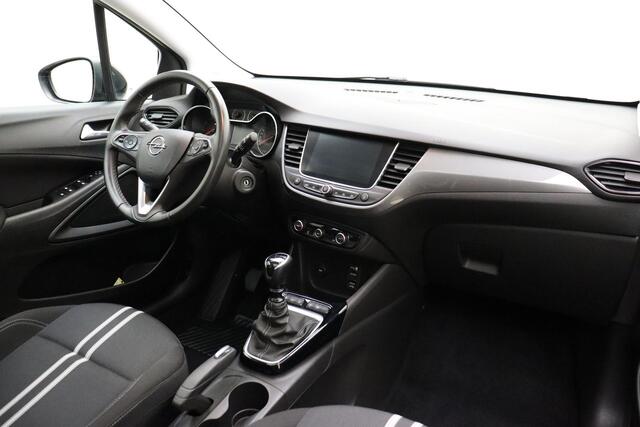 Opel Crossland 1.2 Turbo 110pk Level 4 | Panoramadak | Navigatie | Camera | Climate control | Parkeersensoren | Lichtmetalen velgen | Getint glas | DAB Radio | Cruise control | Bluetooth