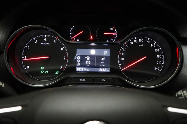 Opel Crossland 1.2 Turbo Ultimate | WINTER / ASSISTENTIE- PACK | PANORAMADAK | DRAADLOZE LADER | DAB | APPLE | CAMERA