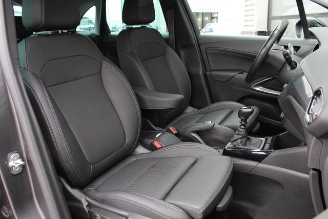 Opel Crossland 1.2 Turbo Elegance / Leer / Carplay / Trekhaak / N.A.P.