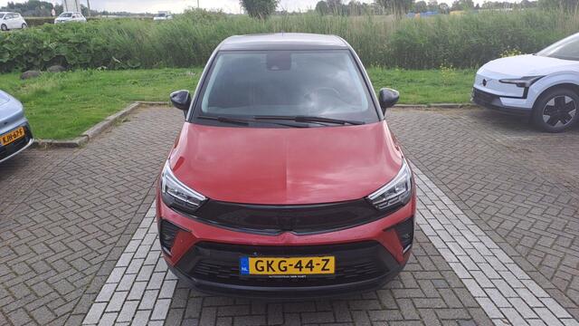 Opel Crossland 1.2 Turbo GS Line | 110pk | Navigatie | 41.000km | 17" Zwarte Velgen | Hoge Instap! |