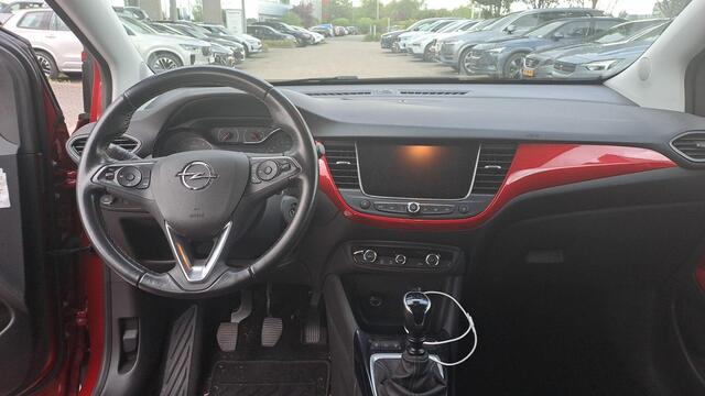 Opel Crossland 1.2 Turbo GS Line | 110pk | Navigatie | 41.000km | 17" Zwarte Velgen | Hoge Instap! |
