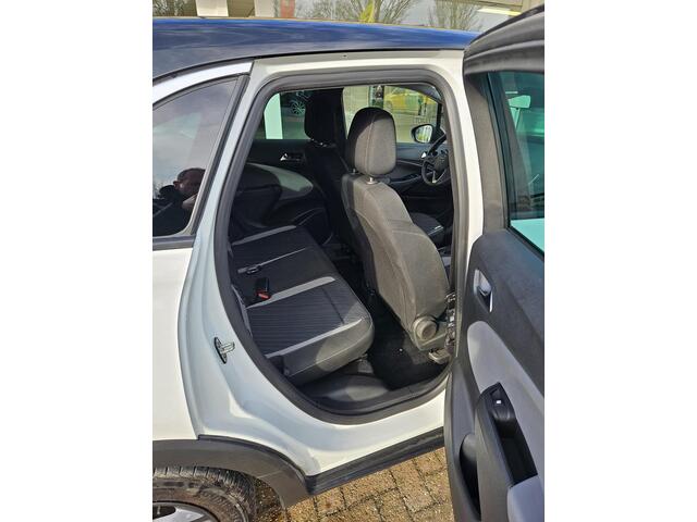 Opel Crossland X 1.2 120 Jaar Edition