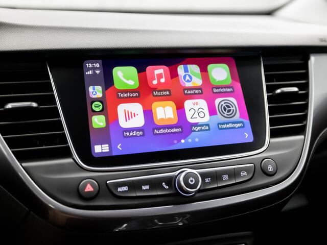 Opel Crossland X 1.2 Turbo Innovation Sport Automaat (APPLE CARPLAY, GROOT NAVI, CLIMATE, LEDER, SPORTSTOELEN, CRUISE, PARKEERSENSOREN, NIEUWSTAAT)