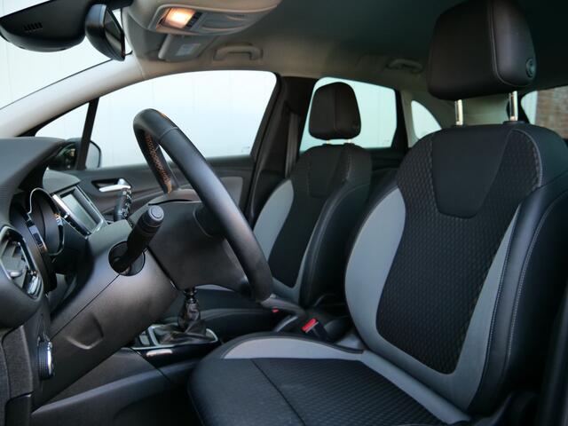 Opel Crossland X 1.2 Turbo 110pk Innovation LED / Apple Carplay / PDC