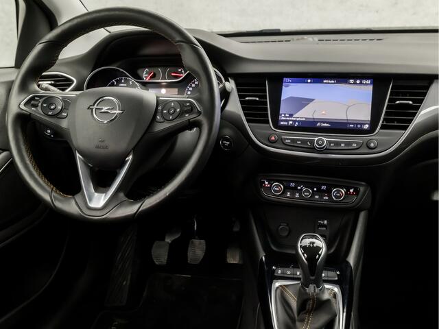 Opel Crossland X 1.2 Turbo Innovation (APPLE CARPLAY, GROOT NAVI, STUUR/STOELVERWARMING, CLIMATE, LEDER, SPORTSTOELEN, KEYLESS, 360 CAMERA, GETINT GLAS, PARKEERSENSOREN, NIEUWSTAAT)