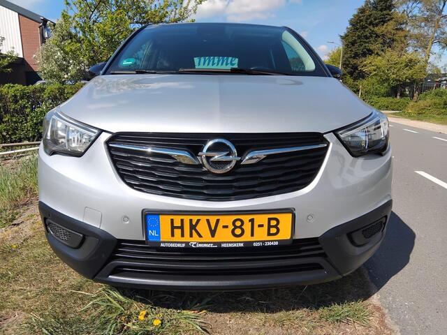 Opel Crossland X 1.2 Online Edition Sportvelgen, Stoelverwarming, Trekhaak