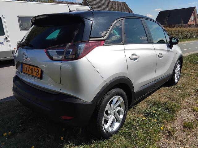 Opel Crossland X 1.2 Online Edition Sportvelgen, Stoelverwarming, Trekhaak