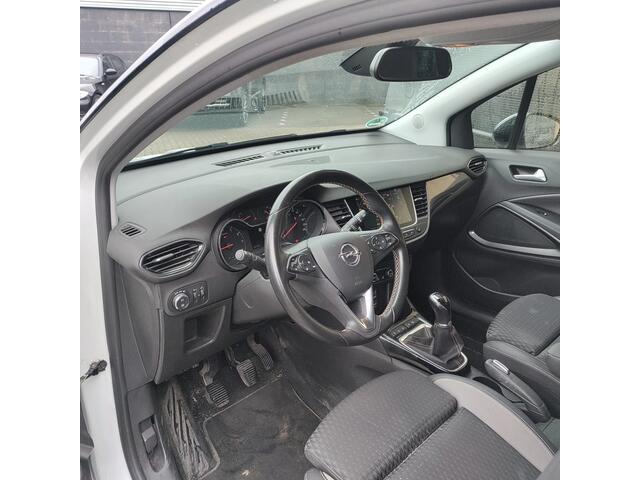 Opel Crossland X 1.2 T. Inovation