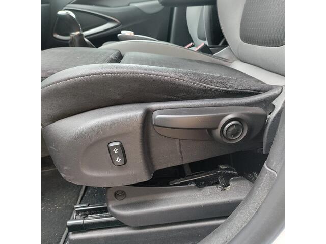 Opel Crossland X 1.2 T. Inovation