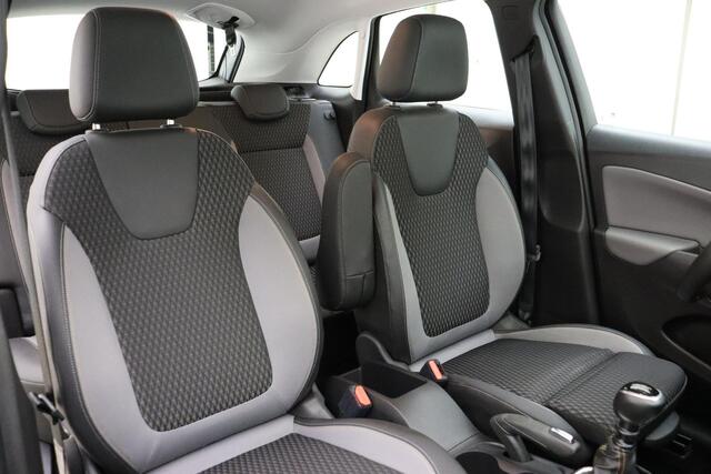 Opel Crossland X 1.2 Turbo Innovation 110pk | Navigatie | Climate Control | Trekhaak | Cruise Control | Parkeersensoren Achter | AGR Stoel