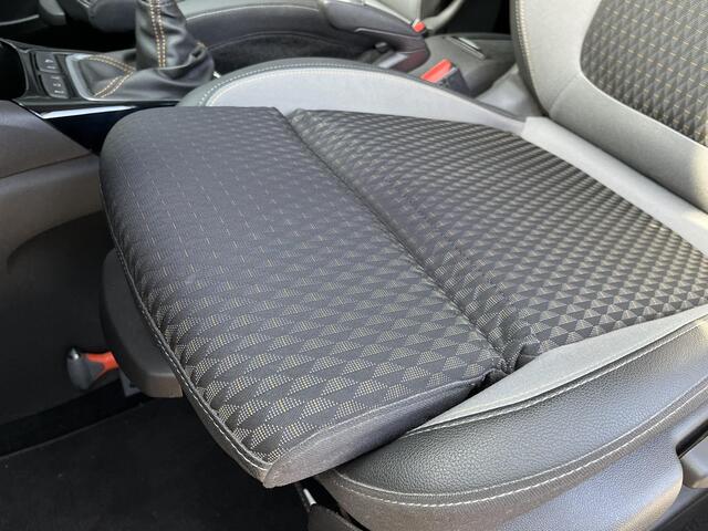 Opel Crossland X Innovation 1.2 Turbo 110pk | ALL SEASON BANDEN | AGR-STOELEN | 180° CAMERA + SENSOREN | NAVI | APPLE CARPLAY / ANDROID AUTO | ISOFIX |DAB+ |
