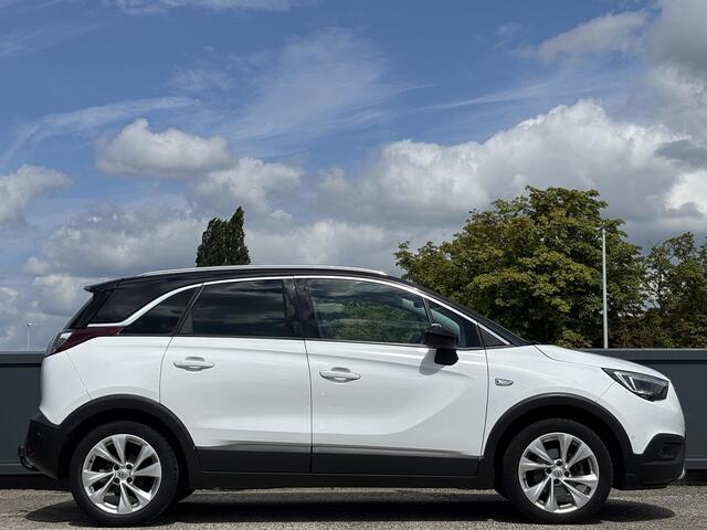Opel Crossland X Ultimate 1.2 Turbo 130pk EAT6 | PANODAK | TREKHAAK | HEAD UP | AGR-STOELEN | WINTER PACK | NAVI | CAMERA | DODEHOEKBEW. | ISOFIX |