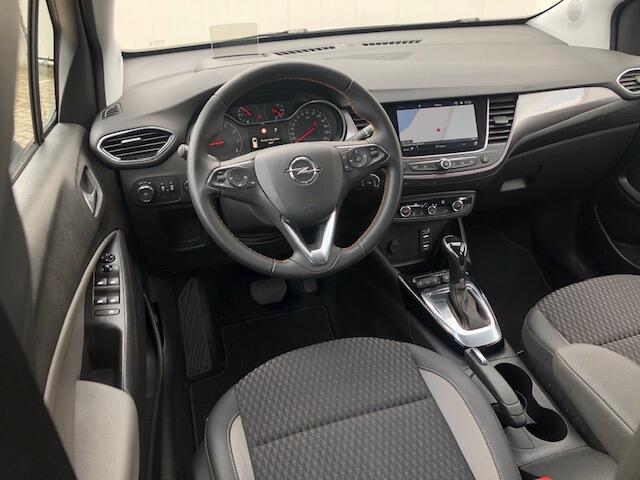 Opel Crossland X 1.2 Turbo Innovation Automaat met Navi, Head-Up Display, Trekhaak, All-Season Banden