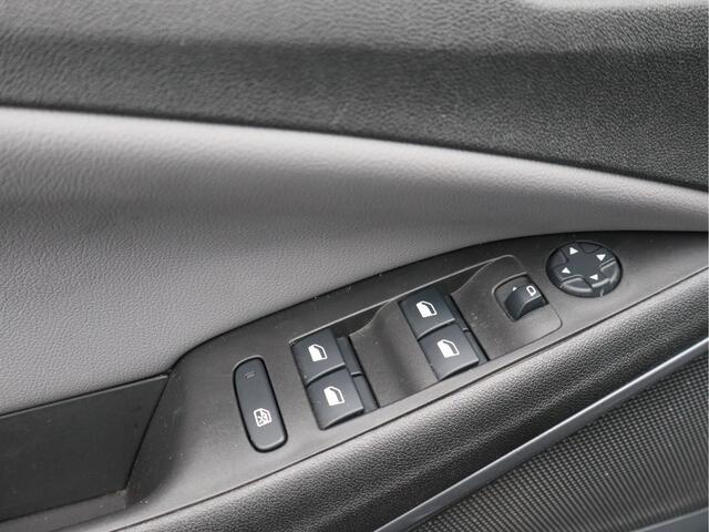 Opel Crossland X 1.2 Turbo Innovation/ lage km/ zeer mooi!