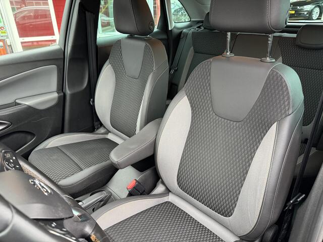 Opel Crossland X 1.2 Turbo Innovation Comf.intr, Navigatie, Trekhaak, Camera, etc...!!