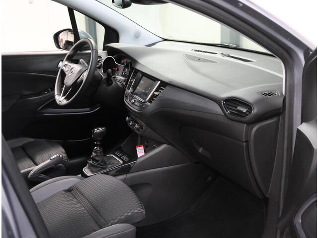 Opel Crossland X 1.2 110PK Turbo Innovation | Camera | AppleCarPlay/AndroidAuto | AGR Stoelen | Armsteun | Climate Control | Cruise Control | Isofix | Privacy Glass | Parkeersensoren | LED |