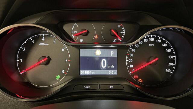 Opel Crossland X 1.2 Turbo Innovation | 1 jr BOVAG garantie | 130 pk | Navi | Camera