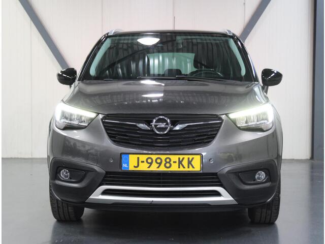 Opel Crossland X 110PK Edition 2020 | 1ste eigenaar | AppleCarplay/Android Auto | Trekhaak | Camera | Climate Control | LED lampen | Navigatie | 16"LMV | Two-Tone | Isofix | Privacy Glass | Parkeersensoren |