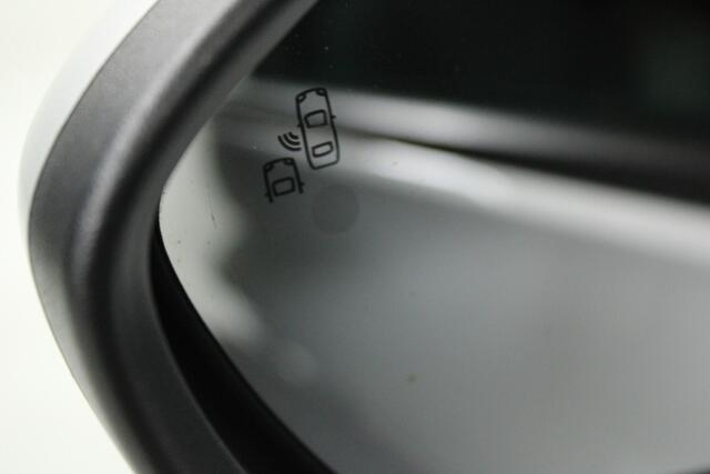 Opel Crossland X 1.2 Turbo Online Edition | automaat | climate | pdc v/a+camera | carplay | dodehoek | stuur/stoelverwarming | navigatie | cruise | bluetooth