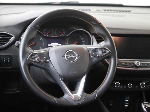 Opel Crossland X 1.2 Turbo Innovation | Parkeerhulp V + A | Navigatie | Climate Control | Carplay |