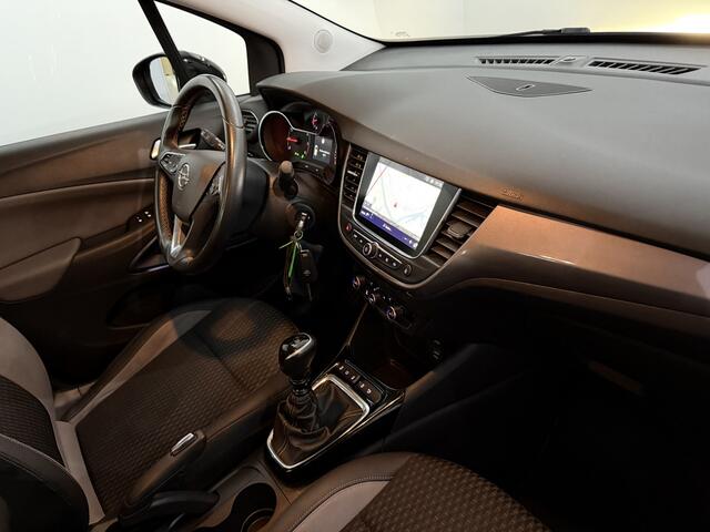 Opel Crossland X 1.2 Turbo Innovation Camera, Half leder, Navi, Rijstrook correctie, Cruise control, Clima, Lichtmetalen velgen